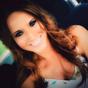 Meet your Posher, Wendy